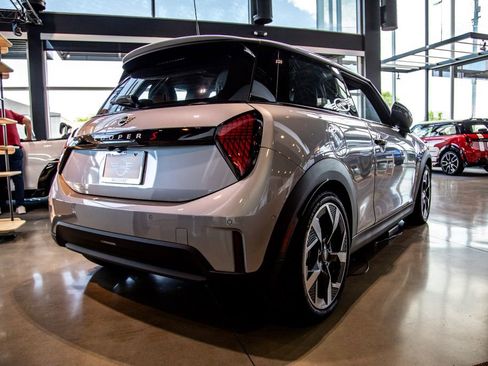 New 2026 MINI Cooper S FWD image 3