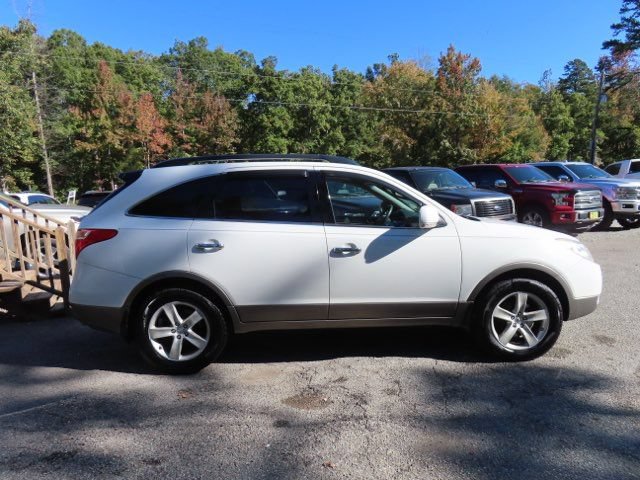 Used 2011 Hyundai Veracruz Limited w/ Navigation Pkg 3 FWD image 6