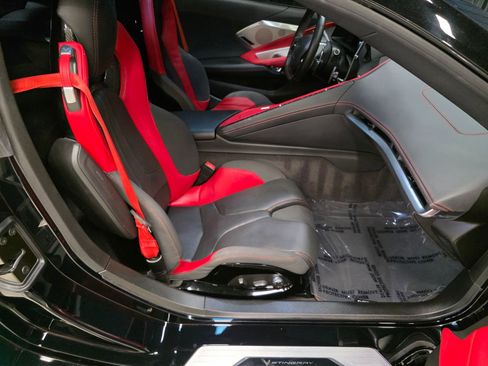 Used 2023 Chevrolet Corvette Stingray Preferred Cpe w/ Z51 Performance Package RWD image 34