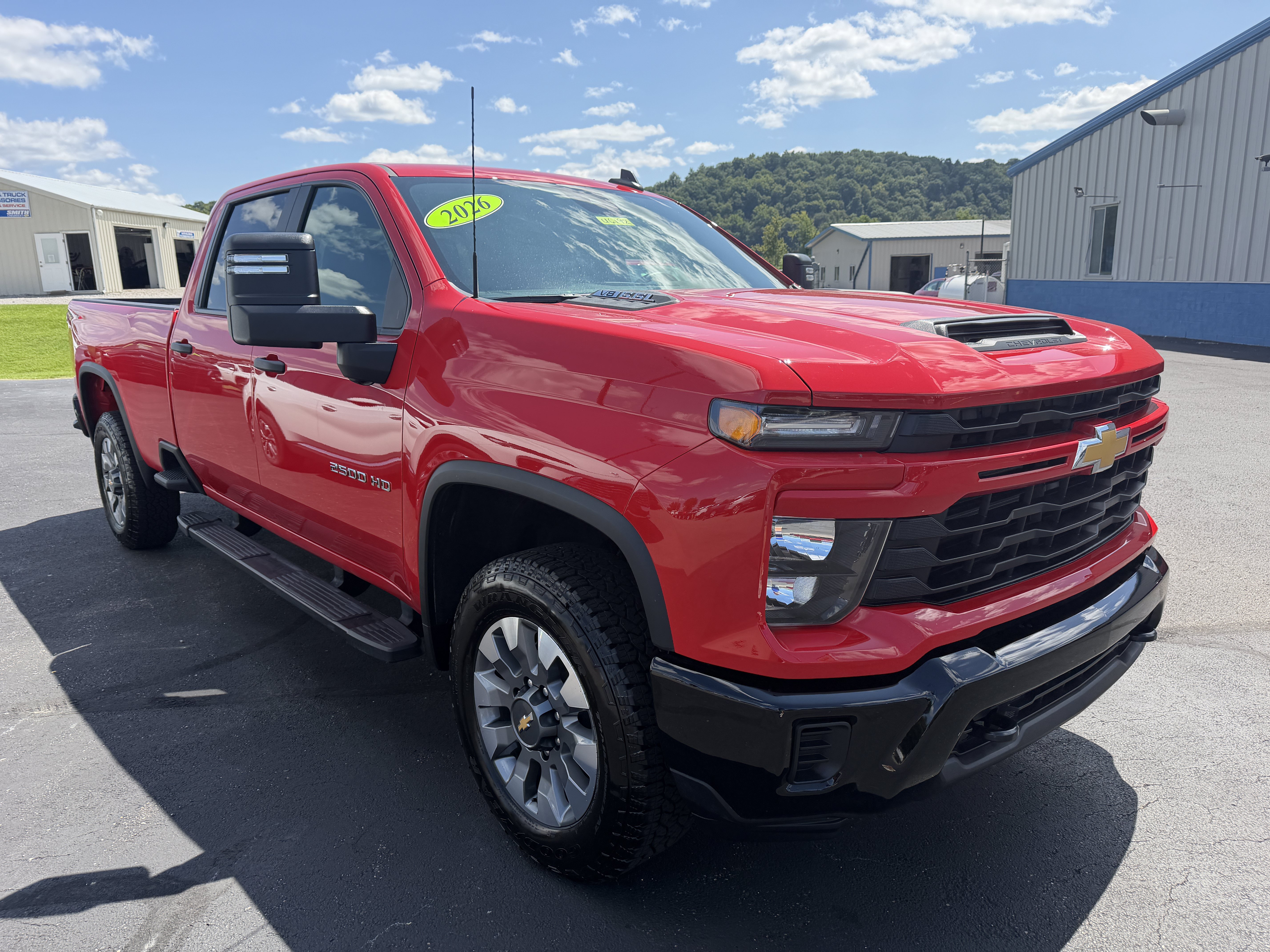 Used 2026 Chevrolet Silverado 2500 Custom AWD/4WD image 2
