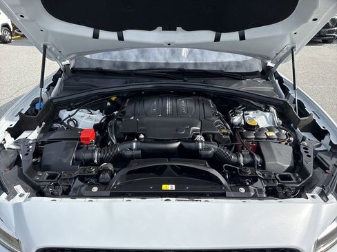 Used 2018 Jaguar F-PACE S image 37