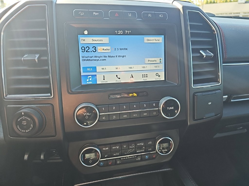Used 2019 Ford Expedition Limited w/ Equipment Group 303A AWD/4WD image 32