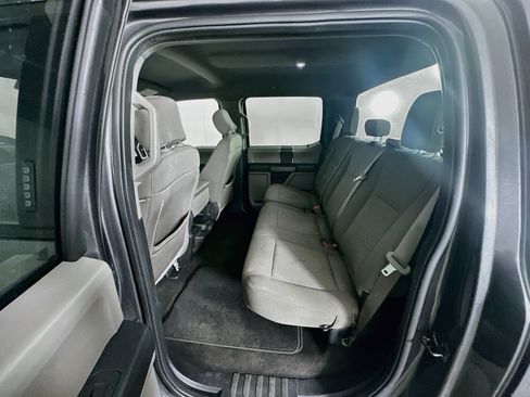 Used 2019 Ford F150 XLT RWD image 25