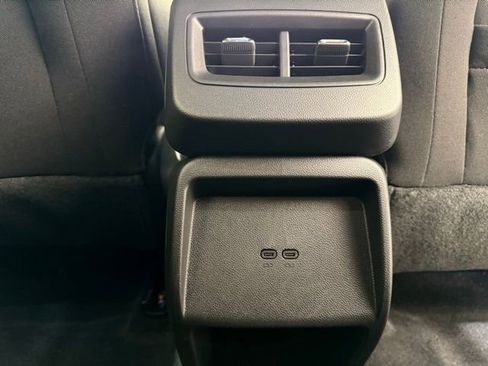 New 2026 Chevrolet Equinox EV LT image 27