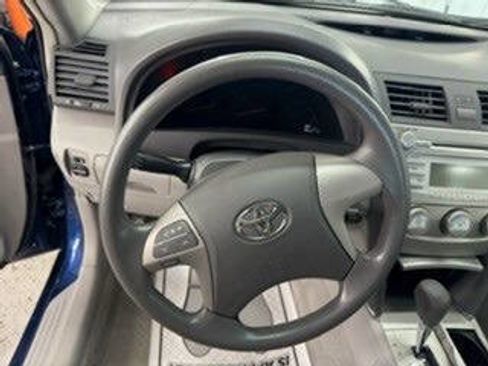 Used 2010 Toyota Camry FWD image 15