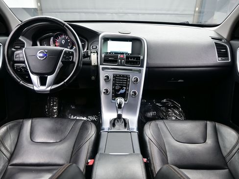 Used 2017 Volvo XC60 T5 Dynamic w/ Preferred Option Package image 17