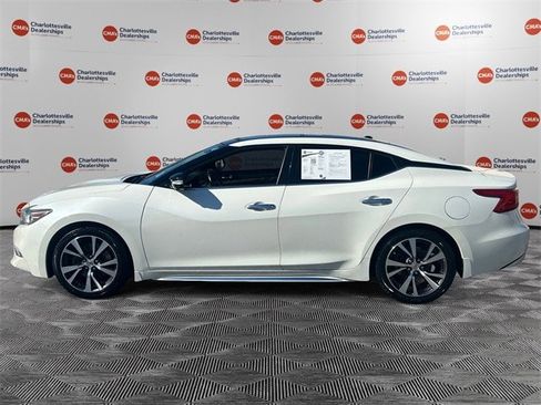Used 2017 Nissan Maxima Platinum image 2