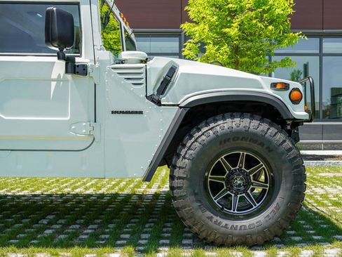 Used 1995 HUMMER H1 4-Door Wagon image 11