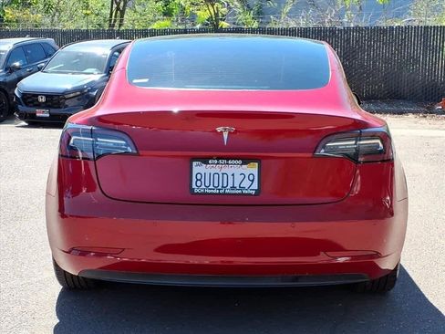 Used 2021 Tesla Model 3 Standard Range Plus image 6