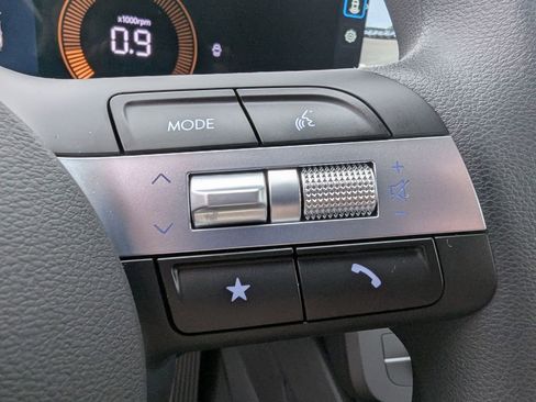 New 2026 Hyundai Tucson SE image 19