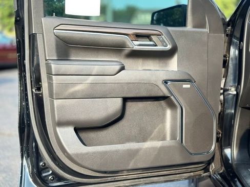 Used 2024 Chevrolet Silverado 1500 RST w/ Convenience Package II AWD/4WD image 9