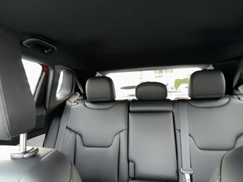 New 2026 Jeep Compass Limited image 8