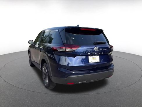 Used 2025 Nissan Rogue SV FWD image 11