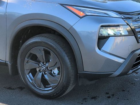 New 2026 Nissan Rogue SV FWD image 9
