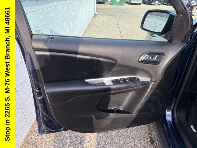 Used 2020 Dodge Journey SE w/ SE Popular Equipment Group FWD image 13