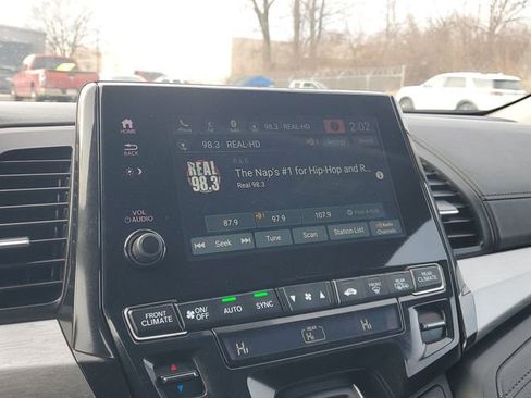 Used 2023 Honda Odyssey EX-L image 22