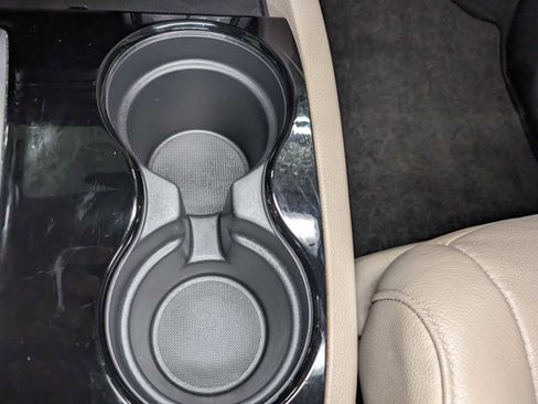 Used 2016 Honda Pilot Touring image 31