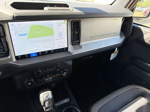 New 2026 Ford Bronco Outer Banks AWD/4WD image 24