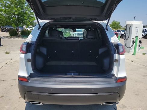Used 2021 Jeep Cherokee Latitude Lux 80th Anniv w/ Quick Order Package 26U 80TH AWD/4WD image 12