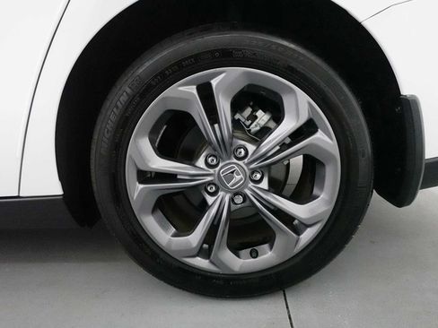 Certified 2023 Honda Accord EX image 9