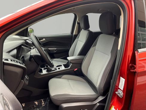 Used 2019 Ford Escape SE FWD image 21