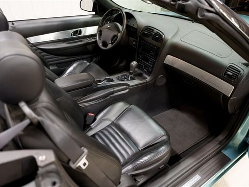 Used 2002 Ford Thunderbird RWD image 28