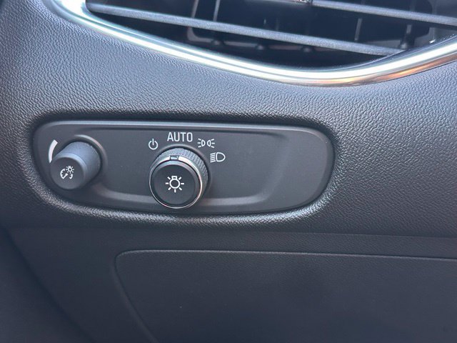 Used 2018 Chevrolet Malibu LT FWD image 20
