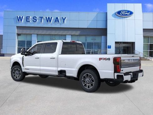 New 2026 Ford F350 Platinum w/ Platinum Plus Package image 4