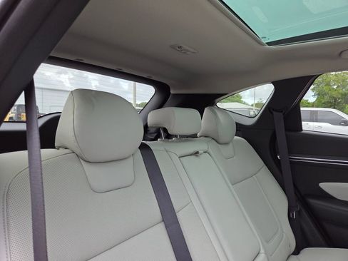Used 2022 Hyundai Tucson Limited w/ Cargo Package FWD image 19