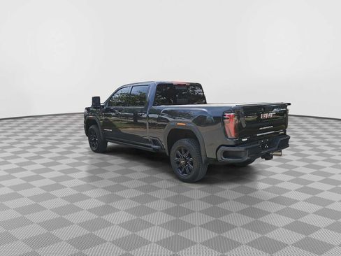Used 2024 GMC Sierra 2500 AT4 w/ AT4 Premium Plus Package AWD/4WD image 10