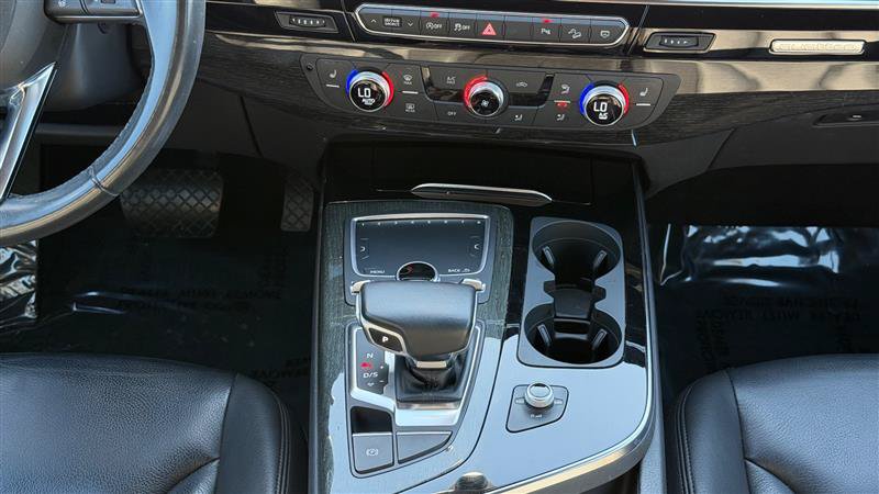 Used 2019 Audi Q7 3.0T Premium w/ Convenience Package AWD/4WD image 27