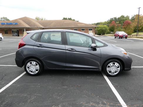 Used 2019 Honda Fit LX image 4