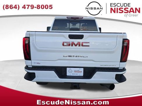 Used 2024 GMC Sierra 2500 Denali w/ Denali Reserve Package AWD/4WD image 4