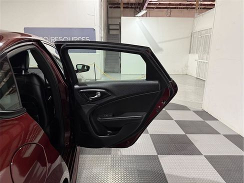 Used 2016 Chrysler 200 S w/ Navigation & Sound Group I image 26