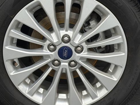 Used 2017 Ford C-MAX SE FWD image 5