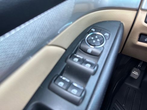 Used 2016 Ford Explorer XLT w/ Equipment Group 202A image 26