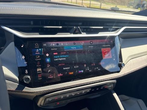 New 2026 Jeep Cherokee Limited image 18