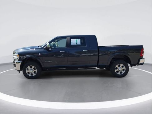 Used 2022 RAM 2500 Laramie AWD/4WD image 6
