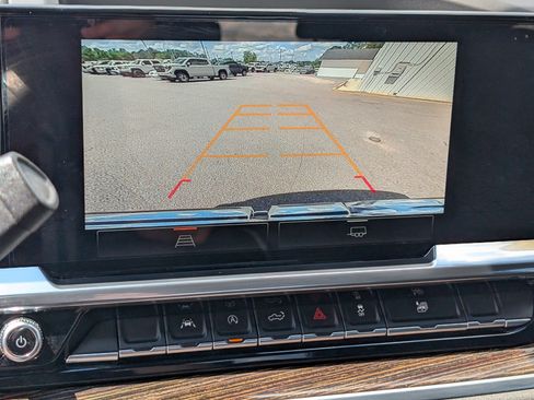 Used 2025 GMC Sierra 1500 SLE RWD image 23