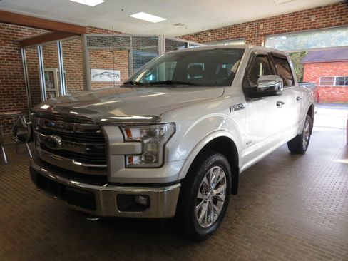 Used 2017 Ford F150 Lariat w/ Equipment Group 502A Luxury image 1