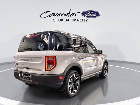 Certified 2023 Ford Bronco Sport Outer Banks w/ Tech Package AWD/4WD image 8