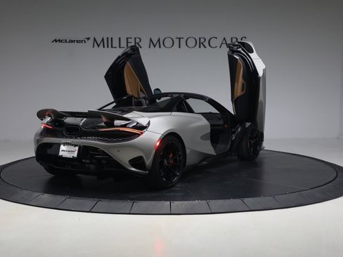 Used 2025 McLaren 750S TechLux image 28