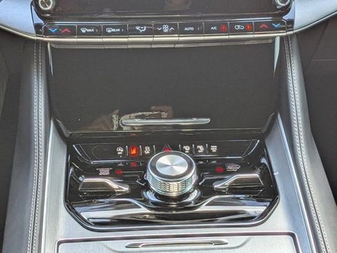 New 2026 Jeep Grand Wagoneer Limited image 21