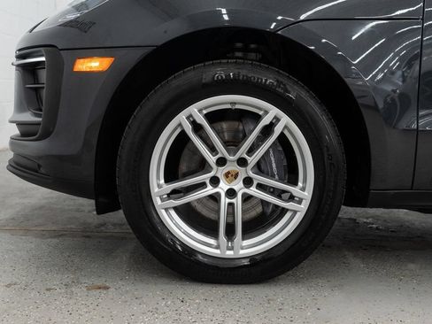 Used 2023 Porsche Macan AWD/4WD image 30