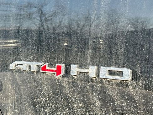 Used 2020 GMC Sierra 2500 AT4 w/ AT4 Premium Package image 8