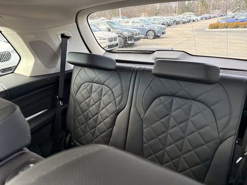 New 2026 BMW X7 xDrive40i image 21