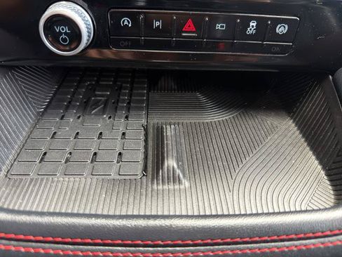Certified 2025 Ford Explorer ST AWD/4WD image 32