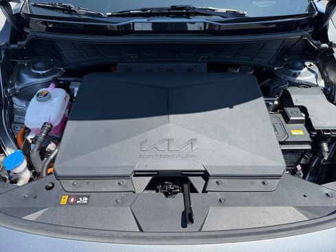 Certified 2024 Kia Niro Wave FWD image 20