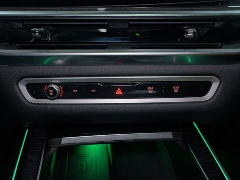 Used 2023 BMW X7 M60i image 68