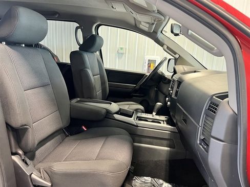 Used 2012 Nissan Titan SV w/ SV Value Truck Pkg image 28